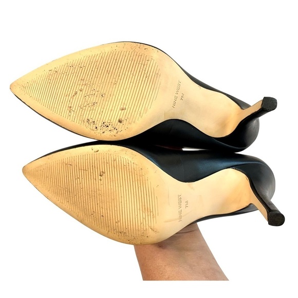 Nine West NWFlax Black Leather Dress Pumps Chic Stylish Classic Pointed Size 7 - Picture 9 of 11